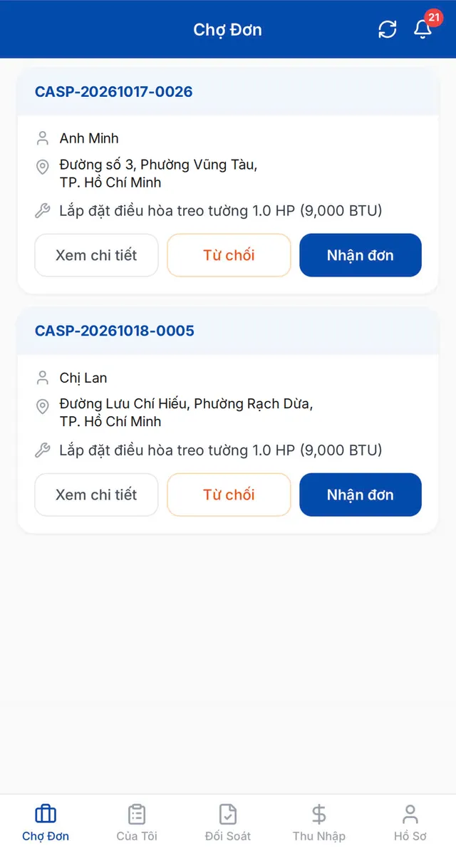 Màn hình Chợ đơn của ứng dụng thợ: hai đơn lắp điều hòa treo tường kèm nút Xem chi tiết, Từ chối, Nhận đơn